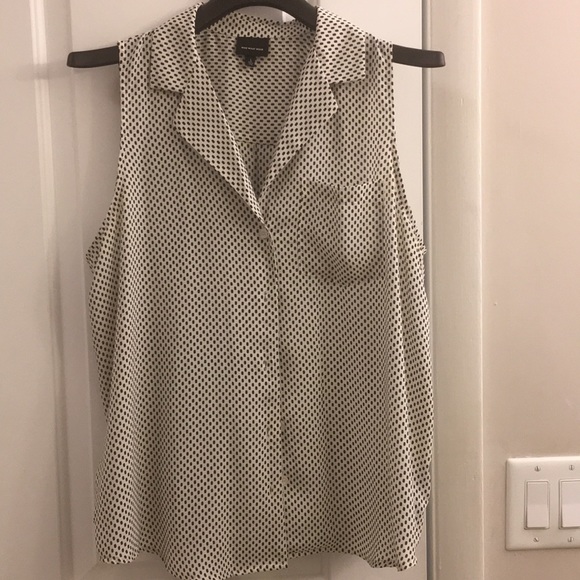 Who What Wear black/white polka-dot button-up L - Picture 6 of 6